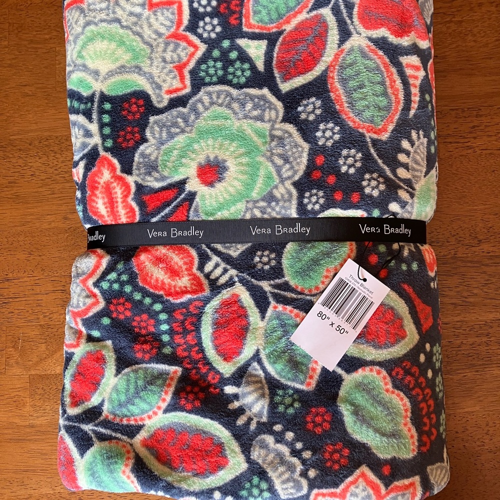 VERA BRADLEY Throw NOMADIC FLORAL